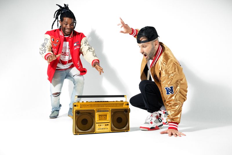 Skarra Mucci & Manudigital