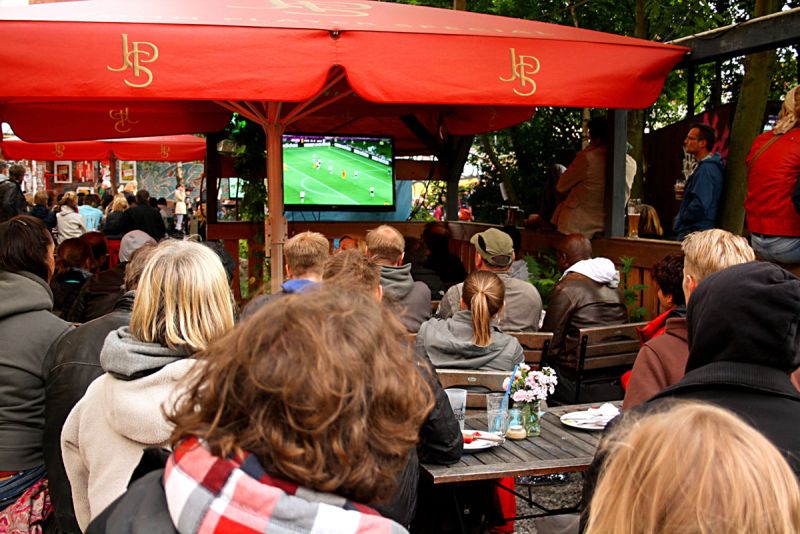 Fußball im Biergarten Gretchen