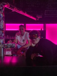 KleptoMatze und Bargeld_n